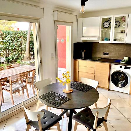 Beachside Apartment With Pool & Garden In Juan Les Pins Antibes Exterior foto